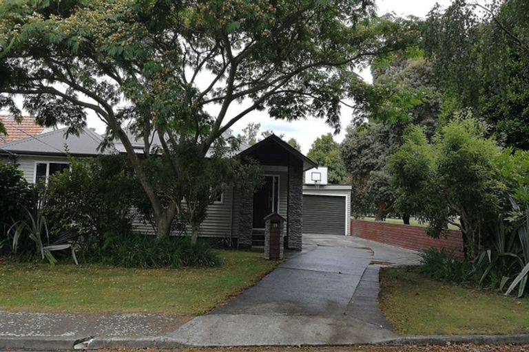 Photo of property in 39 Stellin Street, Boulcott, Lower Hutt, 5011