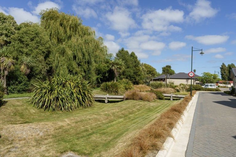 Photo of property in 45 Streamside Court, Woolston, Christchurch, 8062