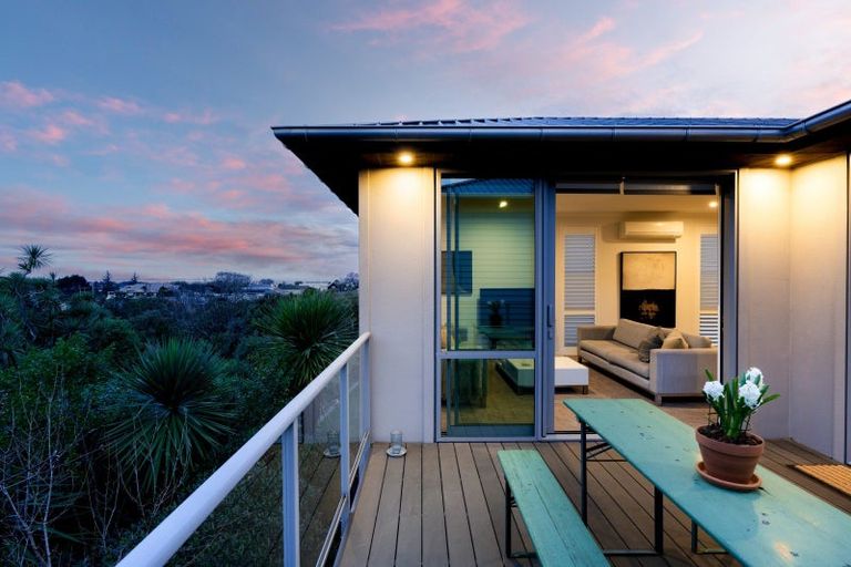 Photo of property in 7 Montecillo Lane, Mornington, Dunedin, 9011