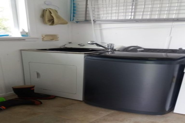 Photo of property in 32 Johnston Street, Featherston, 5710