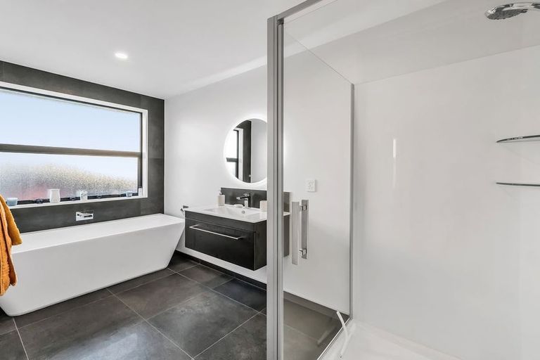 Photo of property in 6 Blossom Lane, Rolleston, 7615