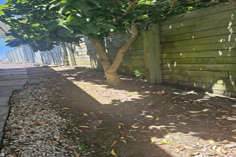Photo of property in 53 Ranui Avenue, Ranui, Auckland, 0612
