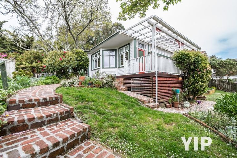 Photo of property in 48 Middleton Road, Johnsonville, Wellington, 6037