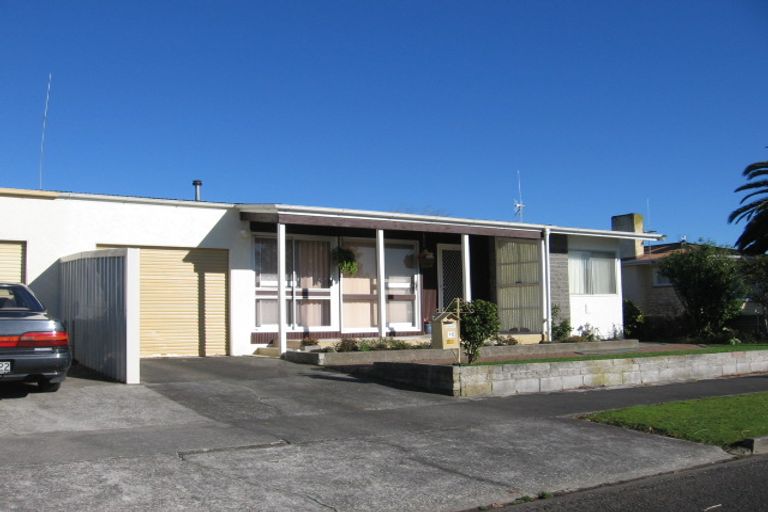 Photo of property in 16 Hunter Street, Milson, Palmerston North, 4414