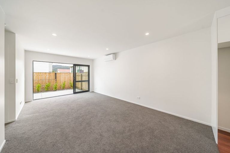 Photo of property in 1/104 Martin Street, Wallaceville, Upper Hutt, 5018