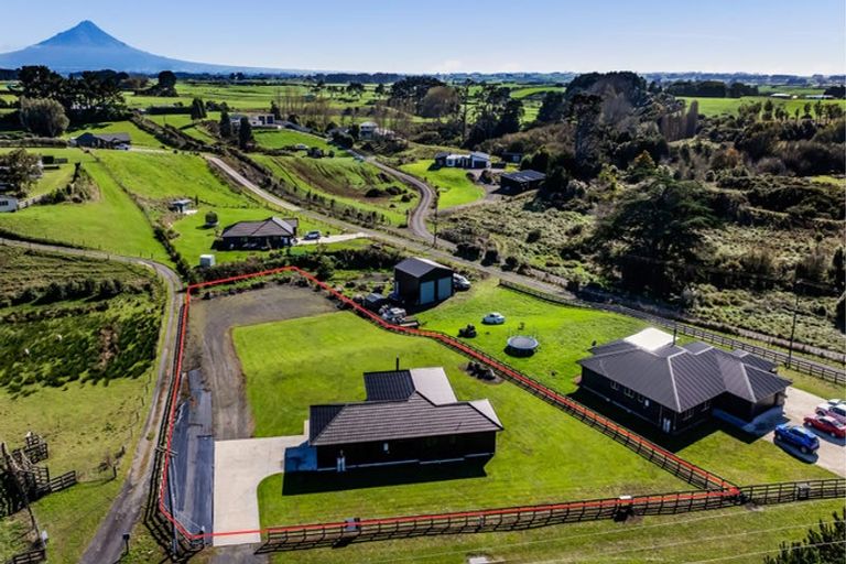 Photo of property in 191 Turuturu Road, Hawera, 4674