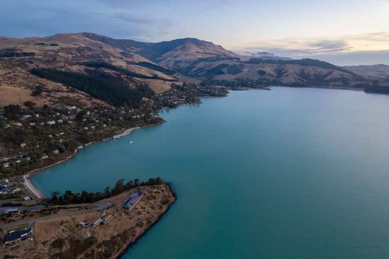 Photo of property in 4 Ohinehau Lane, Charteris Bay, Governors Bay, 8971