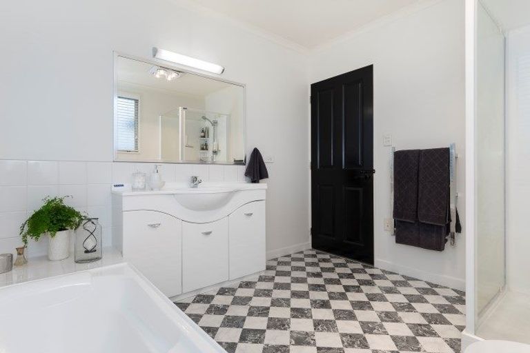 Photo of property in 77 Grace Road, Tauranga South, Tauranga, 3112