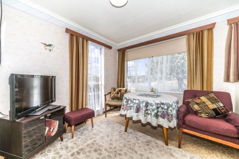 Photo of property in 22 Pencarrow Street, Highbury, Palmerston North, 4412