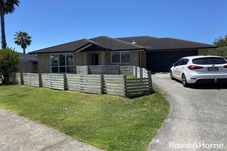 Photo of property in 30 Twin Oak Avenue, Papamoa Beach, Papamoa, 3118