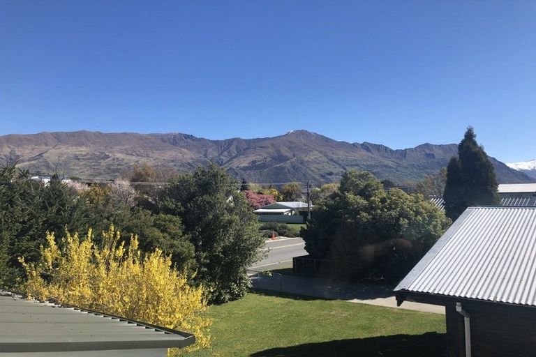 Photo of property in 144 Aubrey Road, Wanaka, 9305