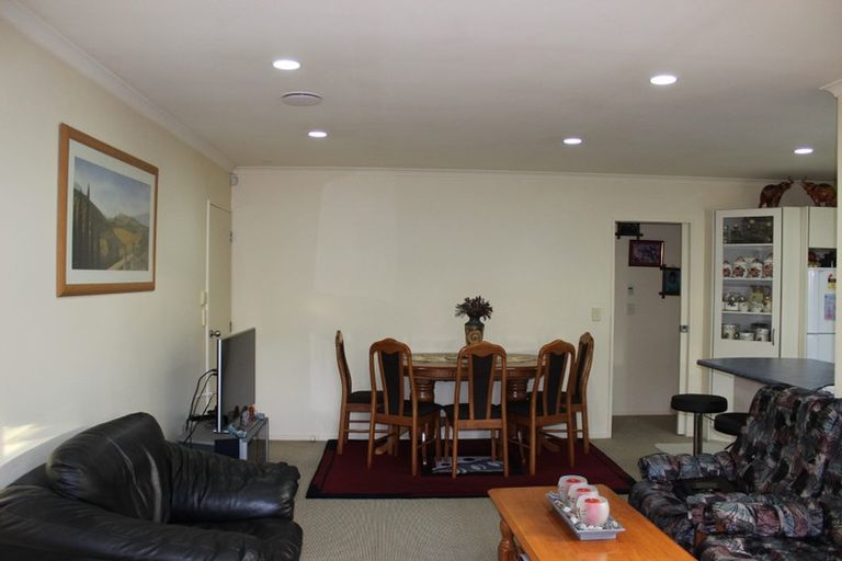 Photo of property in 87 Rathmar Drive, Manurewa, Auckland, 2105