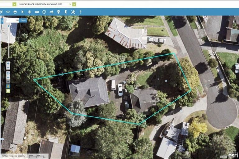 Photo of property in 9 Lucas Place, Weymouth, Auckland, 2103