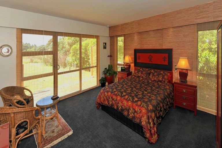 Photo of property in Twin Waters Lodge, 30 Totara Avenue, Collingwood, 7073