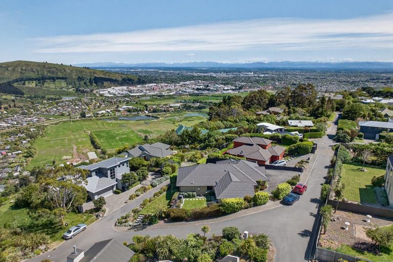Photo of property in 46 Rockview Place, Mount Pleasant, Christchurch, 8081