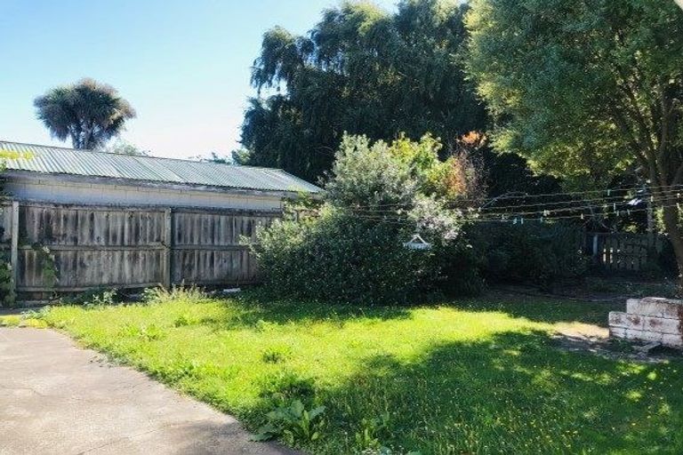 Photo of property in 4 Gladson Avenue, Sockburn, Christchurch, 8042