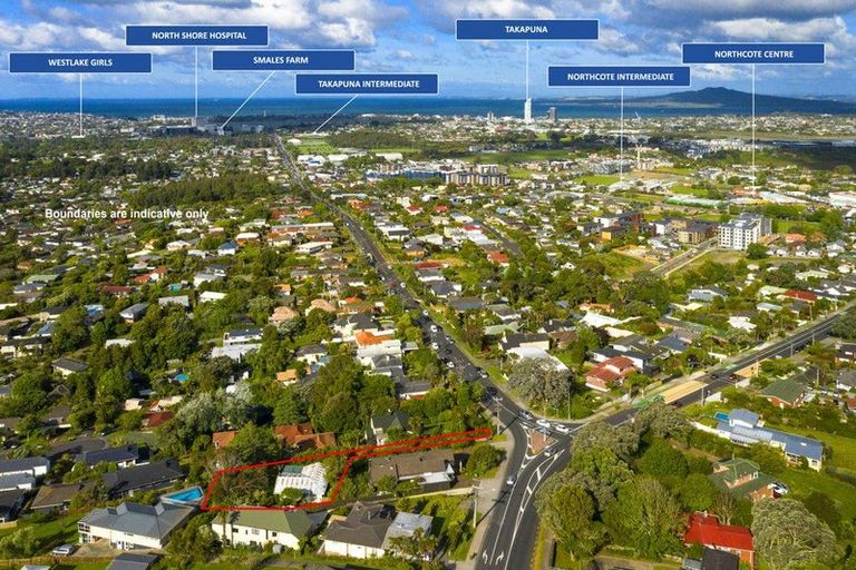 Photo of property in 120 Pupuke Road, Hillcrest, Auckland, 0627