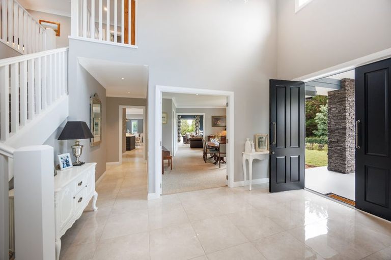 Photo of property in 82 Kingsdale Park Drive, Aokautere, Palmerston North, 4471