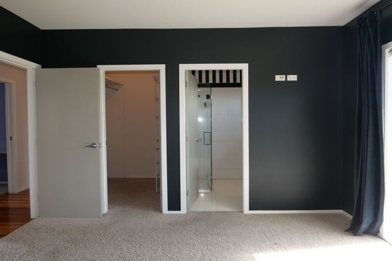 Photo of property in 11 Kotare Street, Waikanae, 5036