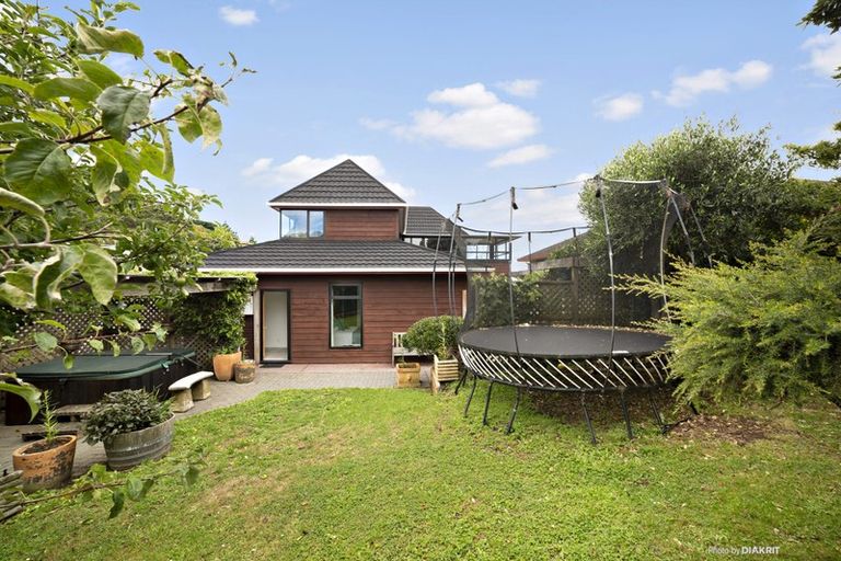 Photo of property in 46 Volga Street, Island Bay, Wellington, 6023