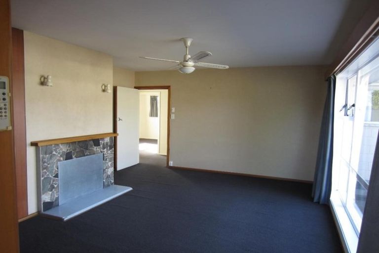 Photo of property in 15 Waitohi Street, Hornby, Christchurch, 8042