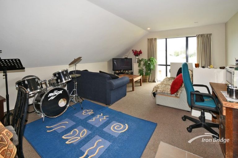 Photo of property in 1/75 Thackeray Place, Waltham, Christchurch, 8023