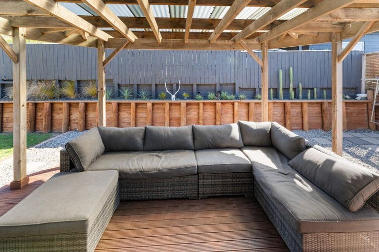 Photo of property in 8 The Cliffs, Britannia Heights, Nelson, 7010