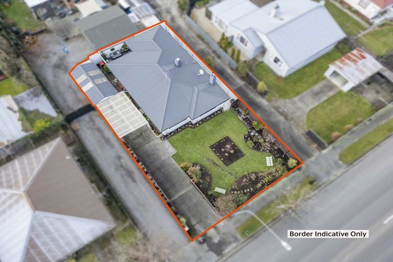 Photo of property in 102a West Belt, Rangiora, 7400