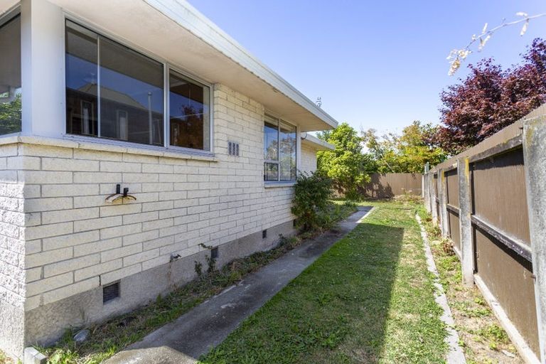 Photo of property in 1/23a Konini Street, Riccarton, Christchurch, 8041