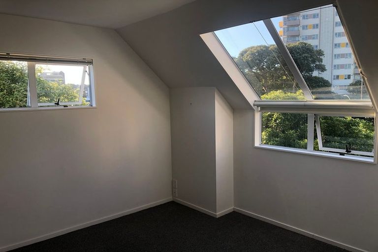 Photo of property in 145b Wallace Street, Mount Cook, Wellington, 6021
