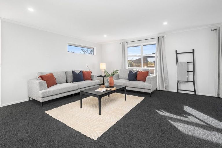 Photo of property in 10 Brightstone Crescent, Aranui, Christchurch, 8061