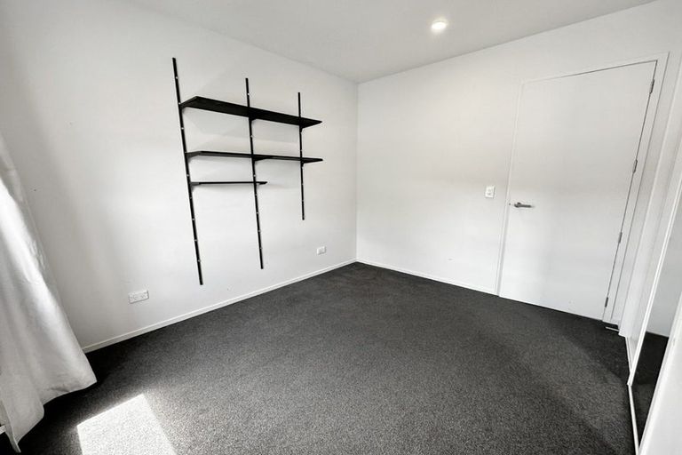 Photo of property in 3/81g Mapou Road, Hobsonville, Auckland, 0616
