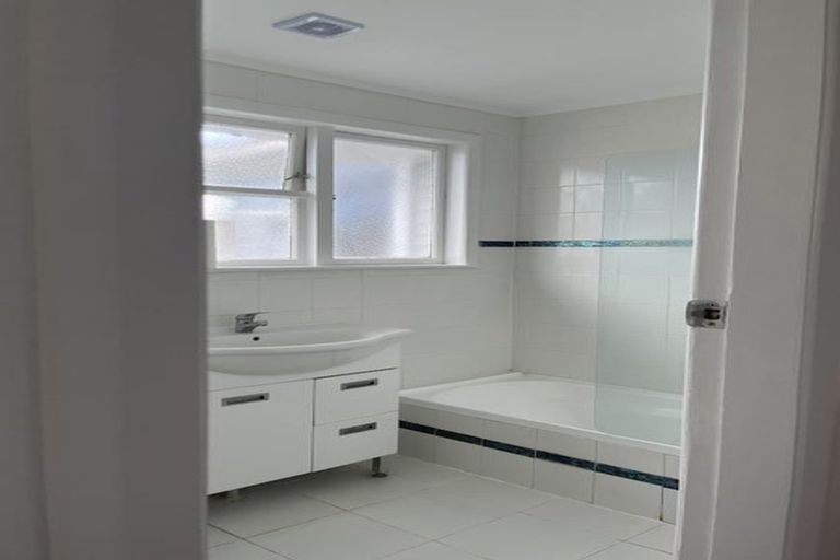 Photo of property in 4 Edinburgh Street, Tuakau, 2121