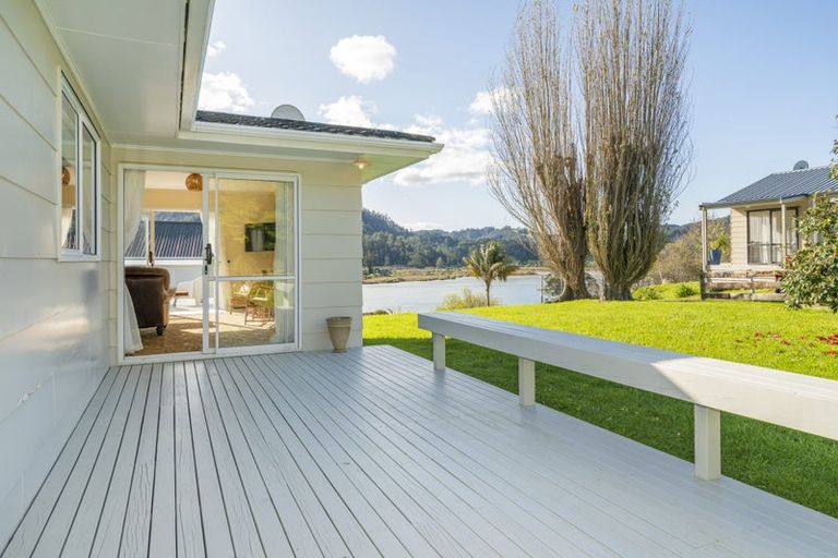 Photo of property in 8 Patton Place, Tairua, 3508
