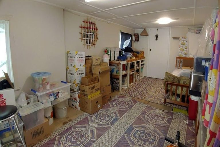 Photo of property in 1/22 Knights Road, Rothesay Bay, Auckland, 0630