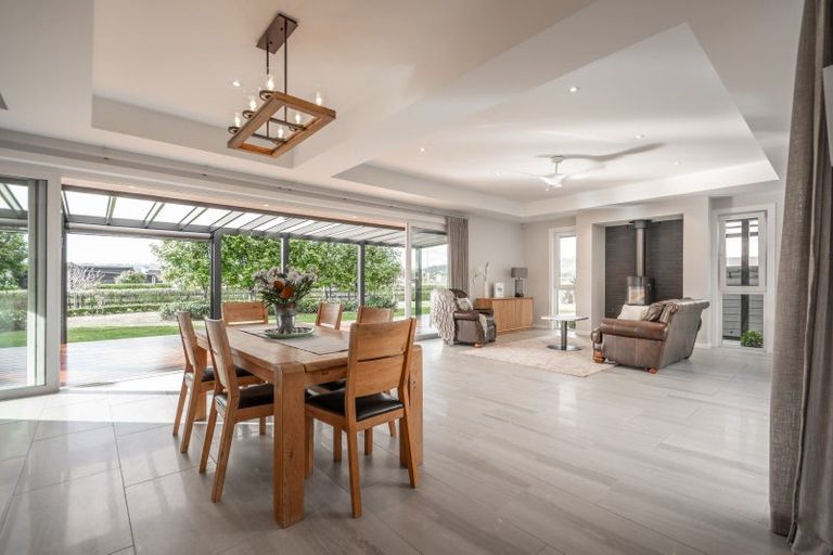 Photo of property in 1 Moemoea Place, Cambridge, 3434