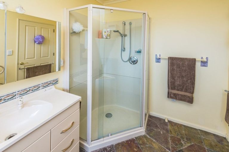 Photo of property in 16 Kelsi Street, Tawhero, Whanganui, 4501