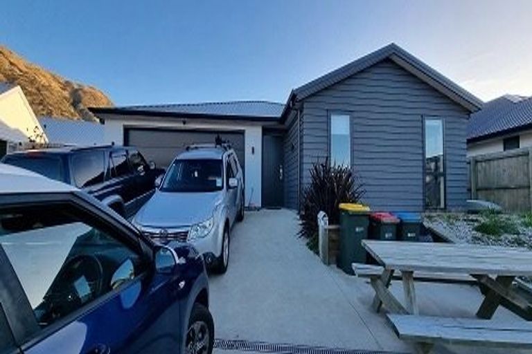 Photo of property in 14 Springfield Road, Lower Shotover, Queenstown, 9304