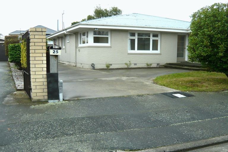 Photo of property in 25 Colman Avenue, Sockburn, Christchurch, 8042