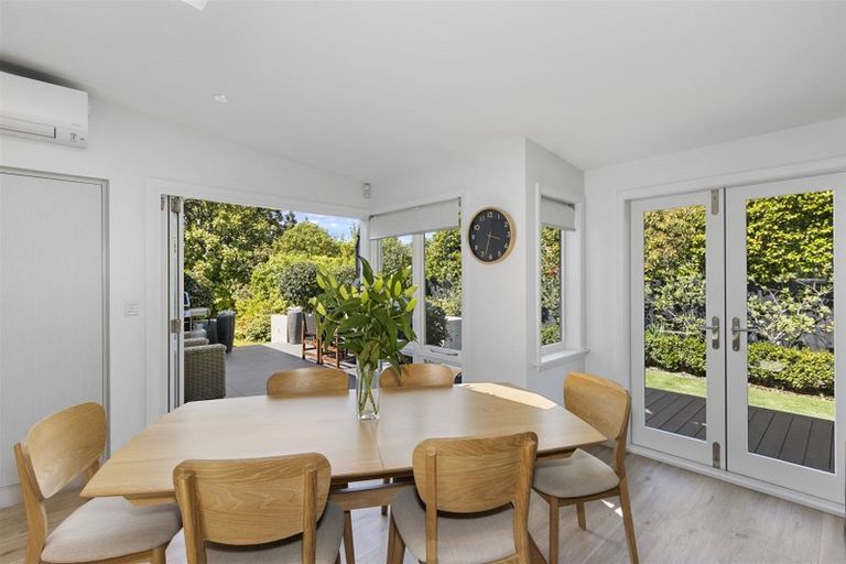 Photo of property in 69 Kotare Street, Fendalton, Christchurch, 8041