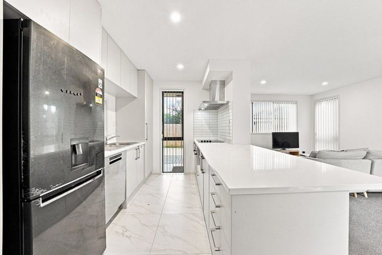 Photo of property in 10c Milton Road, Papatoetoe, Auckland, 2024