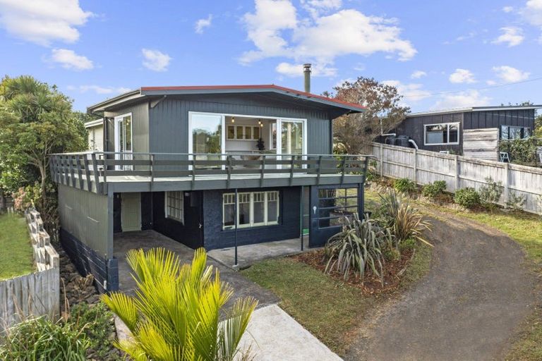 Photo of property in 26 Smith Street, Raglan, 3225