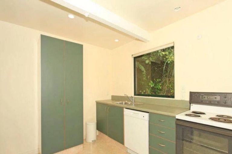 Photo of property in 315 Hebden Crescent, Kelson, Lower Hutt, 5010