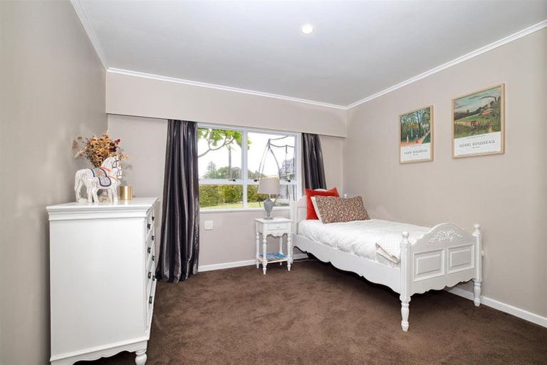 Photo of property in 61 Gorge Road, Maungaturoto, 0520