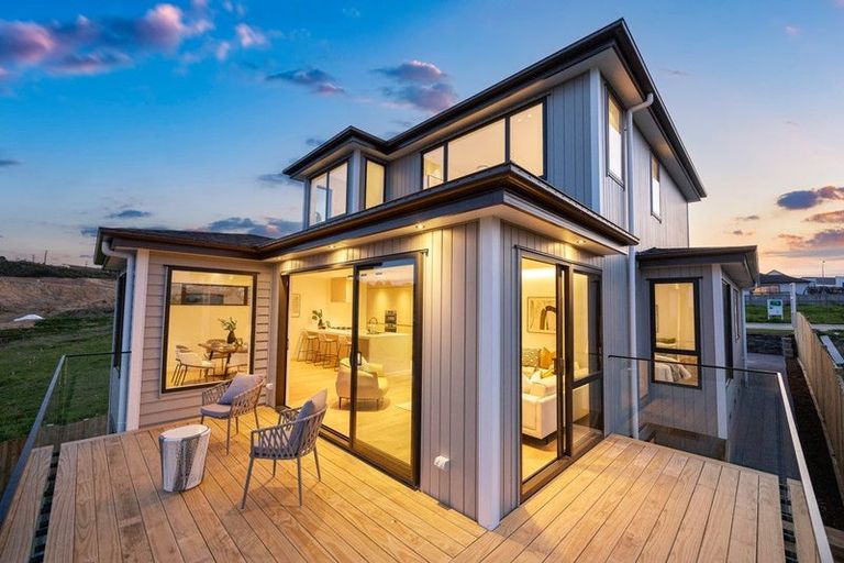Photo of property in 57 Matangi View Drive, Orewa, 0931