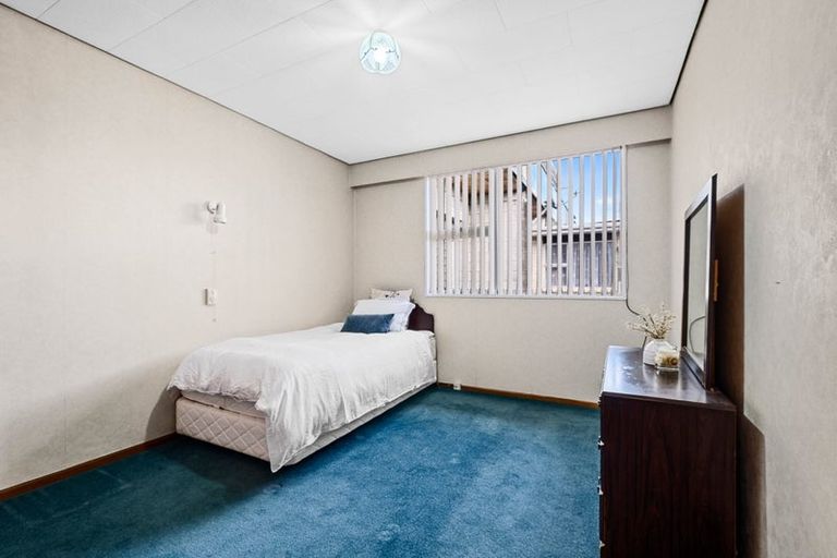 Photo of property in 3/341 Devon Street West, New Plymouth, 4310