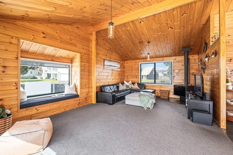 Photo of property in 201 Omaha Drive, Omaha, 0986