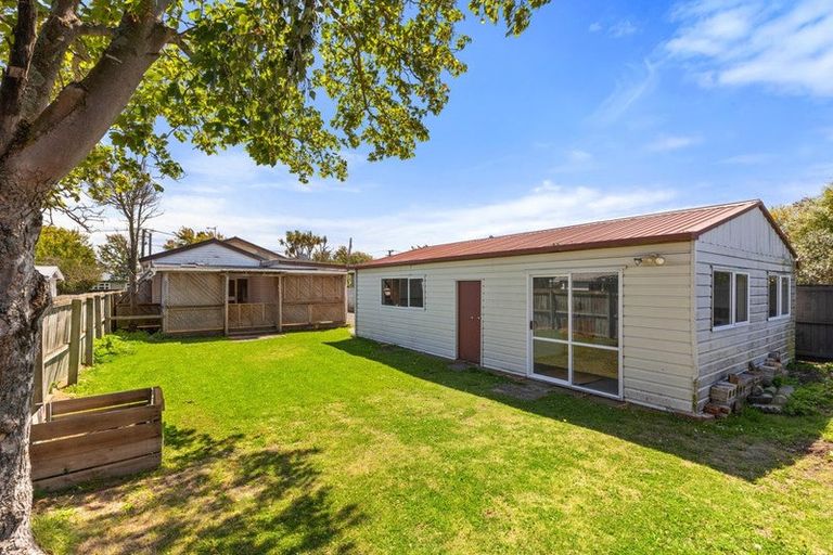 Photo of property in 30 Carrick Street, Mairehau, Christchurch, 8013