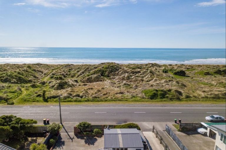 Photo of property in 464 Marine Parade, South New Brighton, Christchurch, 8062