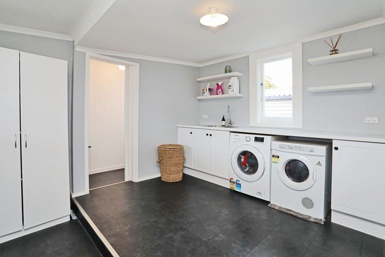 Photo of property in 139 Newcastle Street, Windsor, Invercargill, 9810